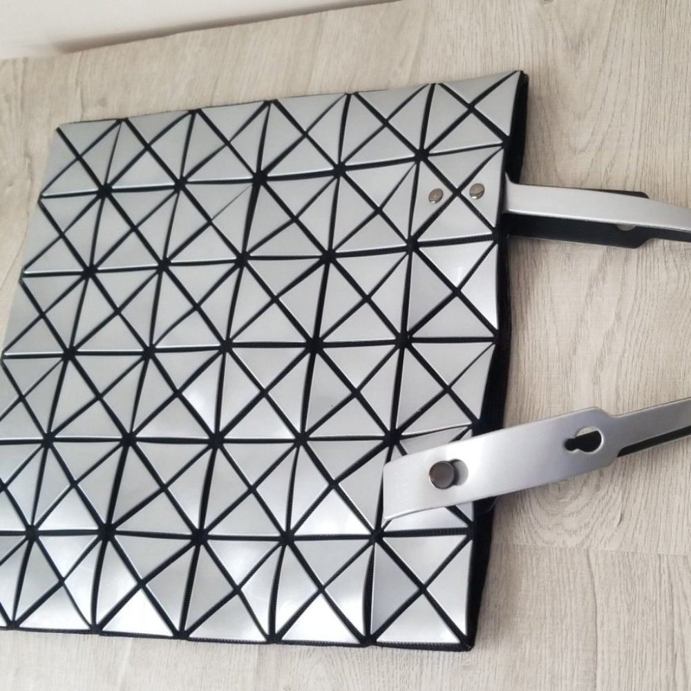 Final Price!100% Authentic, BaoBao Bag.
